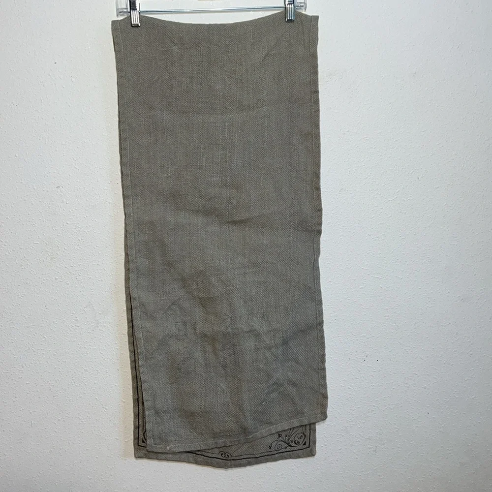 NOW Designs Grey Burlap Table Runner Size 15X66